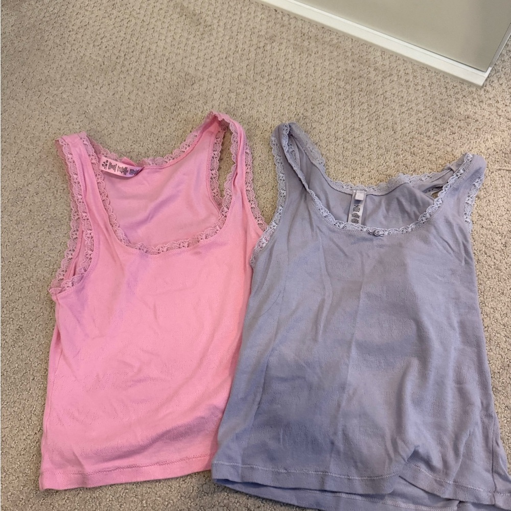 Skims set of 2 pointelle tank tops size L in pink and purple